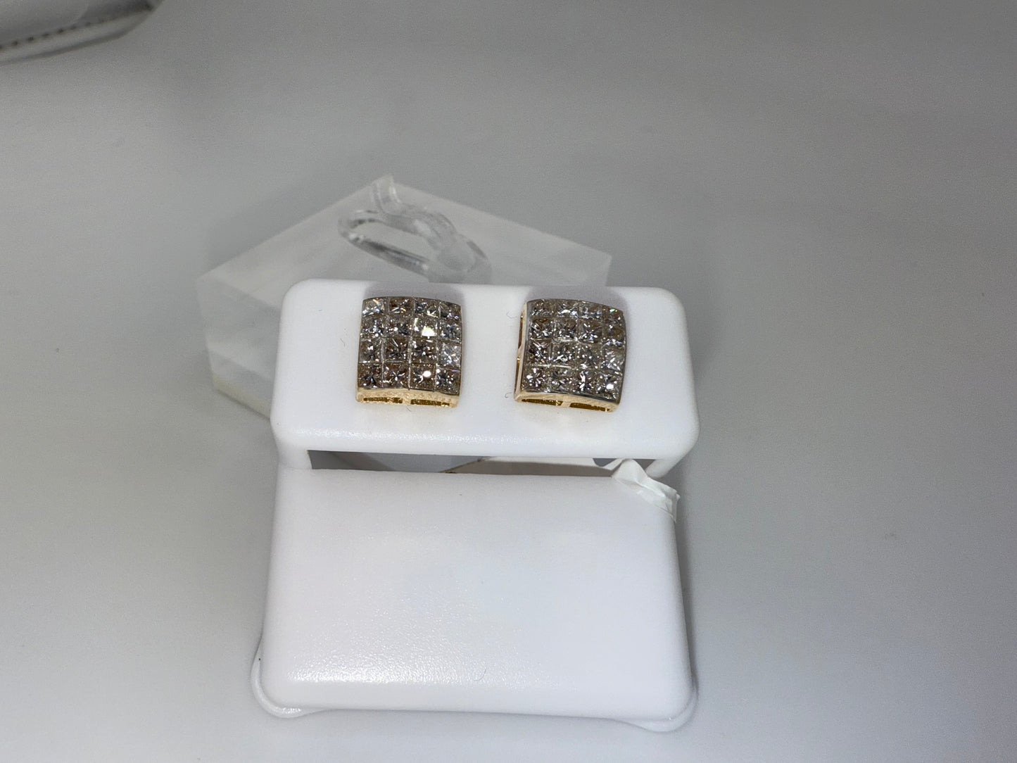 14k gold diamond earrings | 1.50 ct diamonds | screwback
