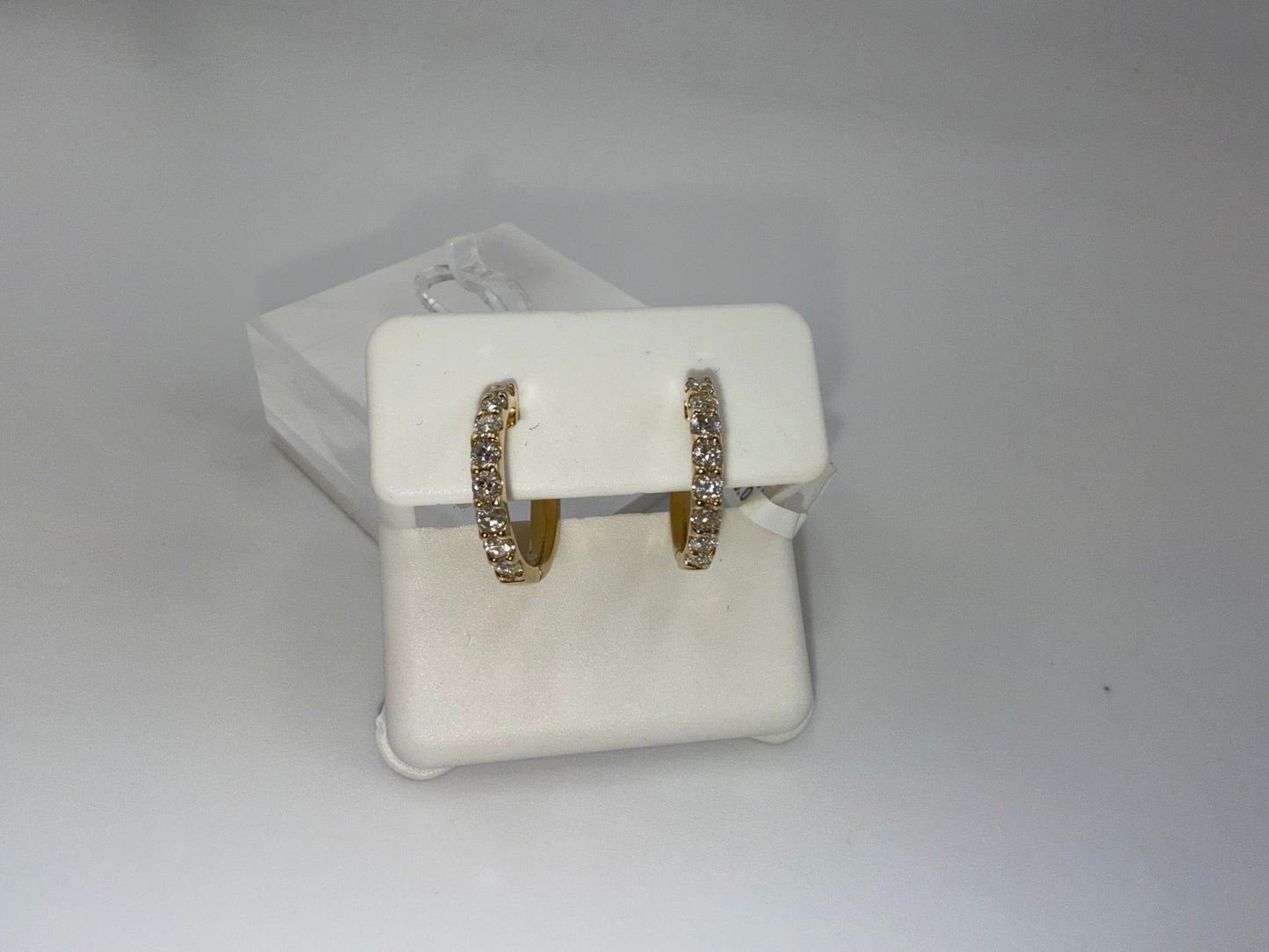 14k gold diamond huggie earring | 0.75 ct diamonds