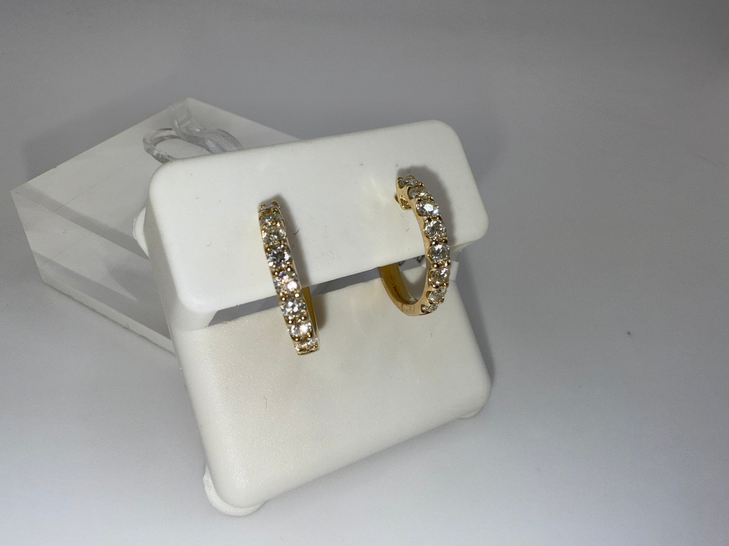 14k gold diamond huggie earring | 0.75 ct diamonds