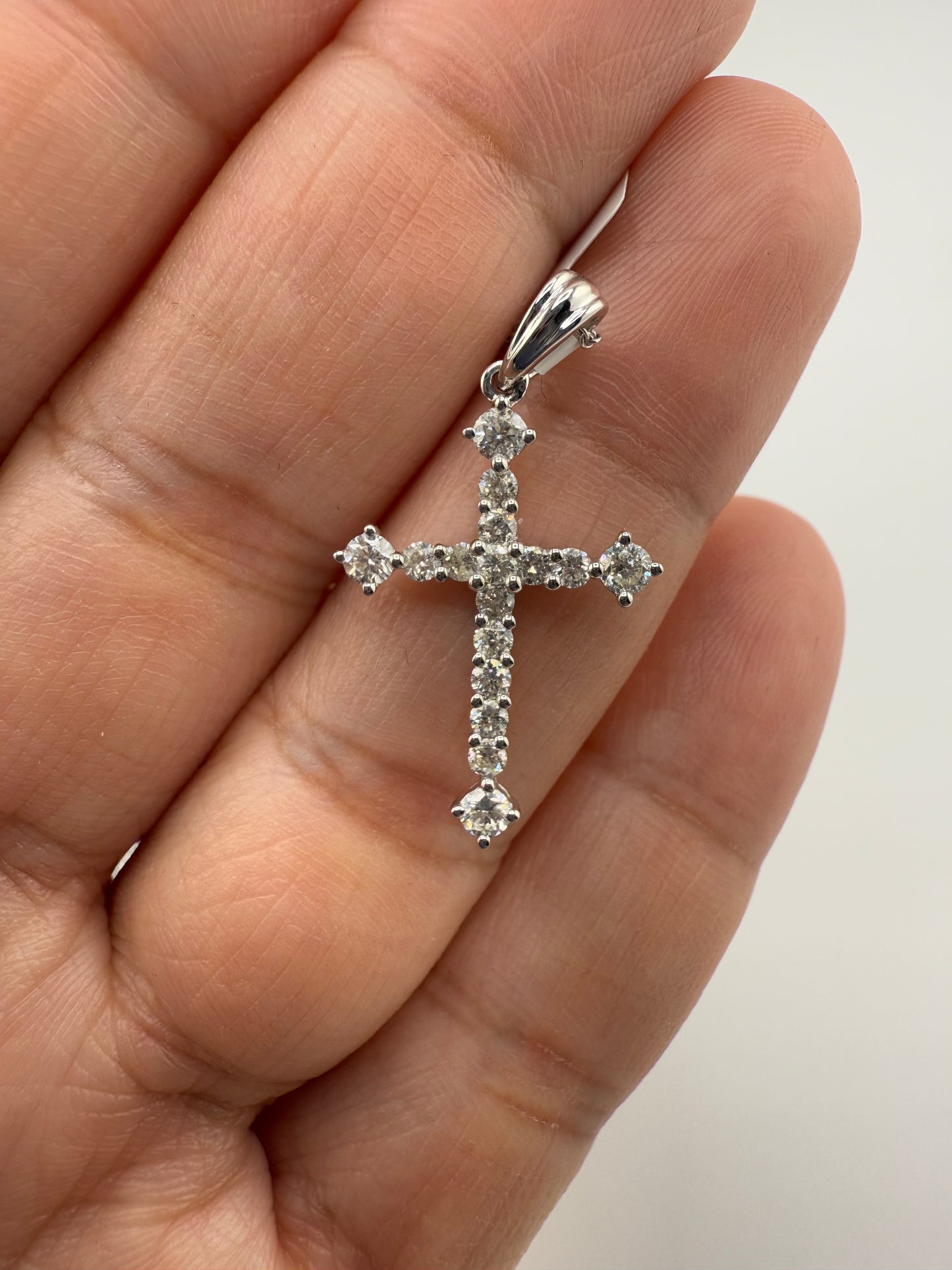 14k gold diamond cross pendant | 0.67ct diamonds