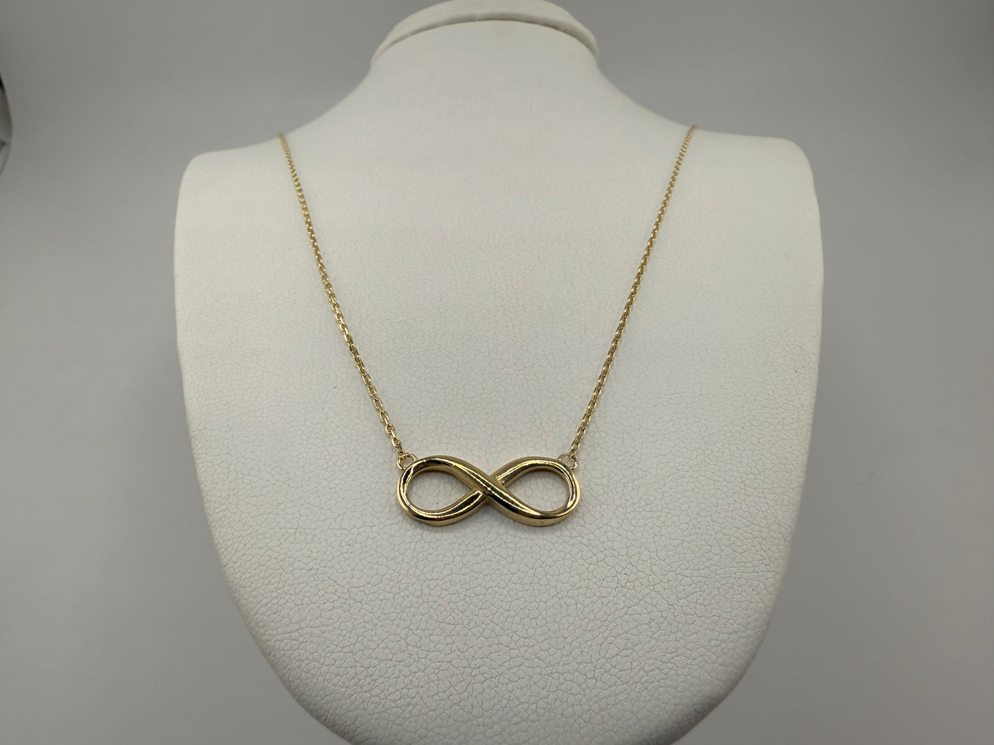 14k gold infinity symbol pendant