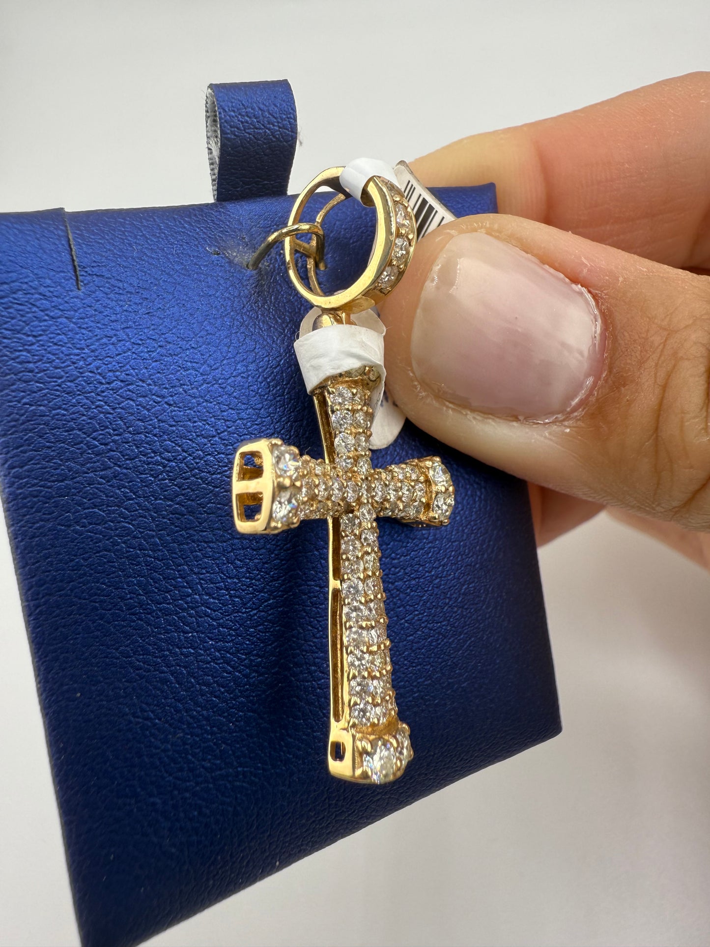 14k yellow gold diamond pendant | 1.71ct