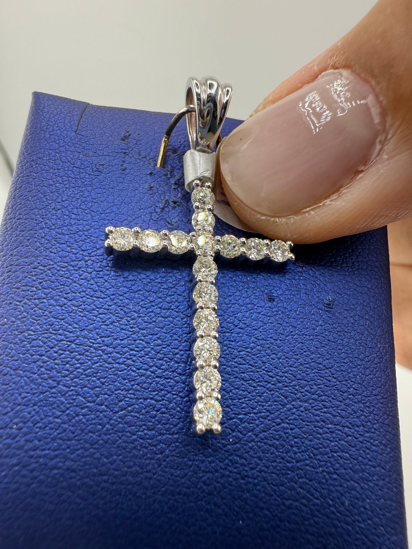 14k white gold diamond pendant | 1.0ct