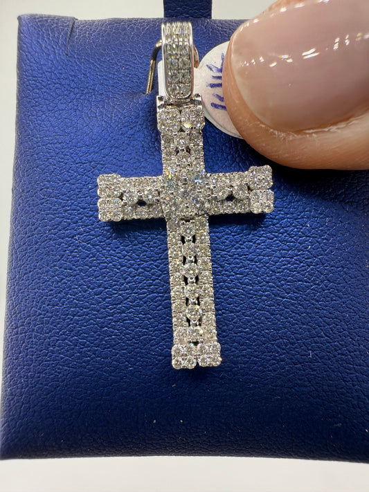 14k white gold diamond pendant | 1.04ct