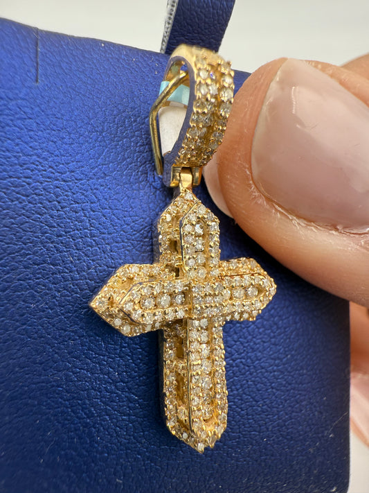 14k yellow gold diamond pendant | 0.75ct