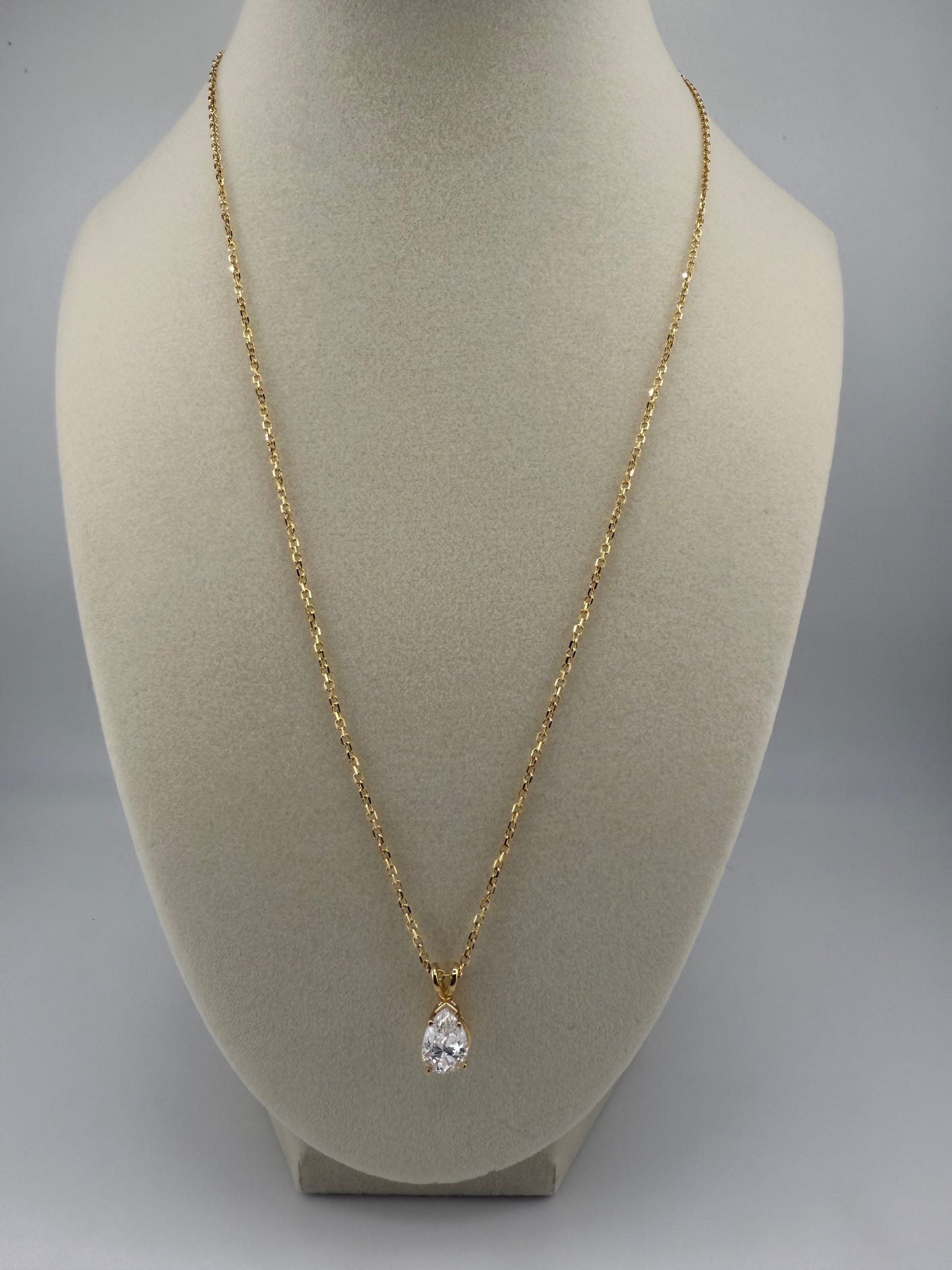 14k gold chain and zirconia teardrop pendant