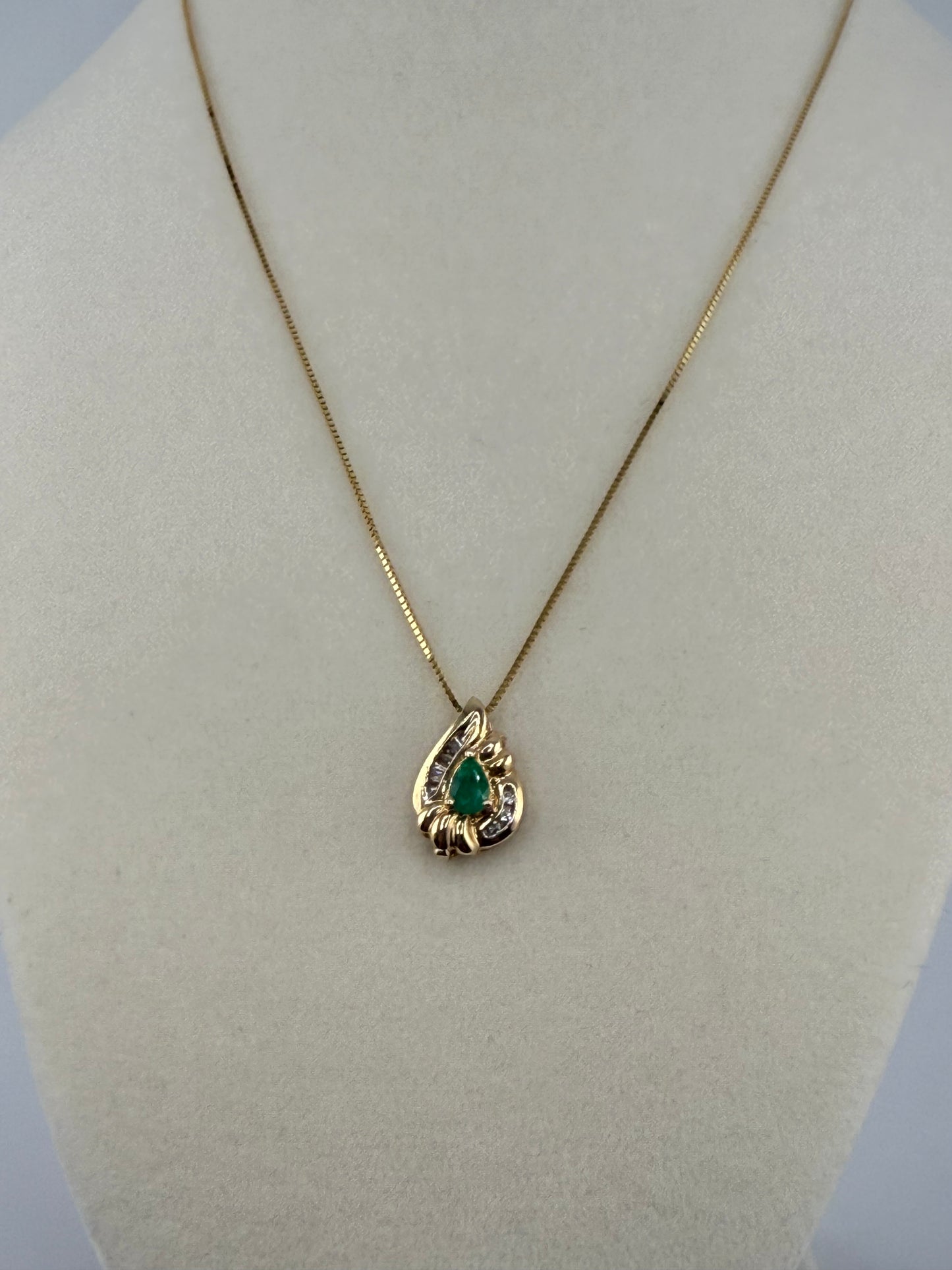 14k yellow gold with diamond and emerald teardrop pendant
