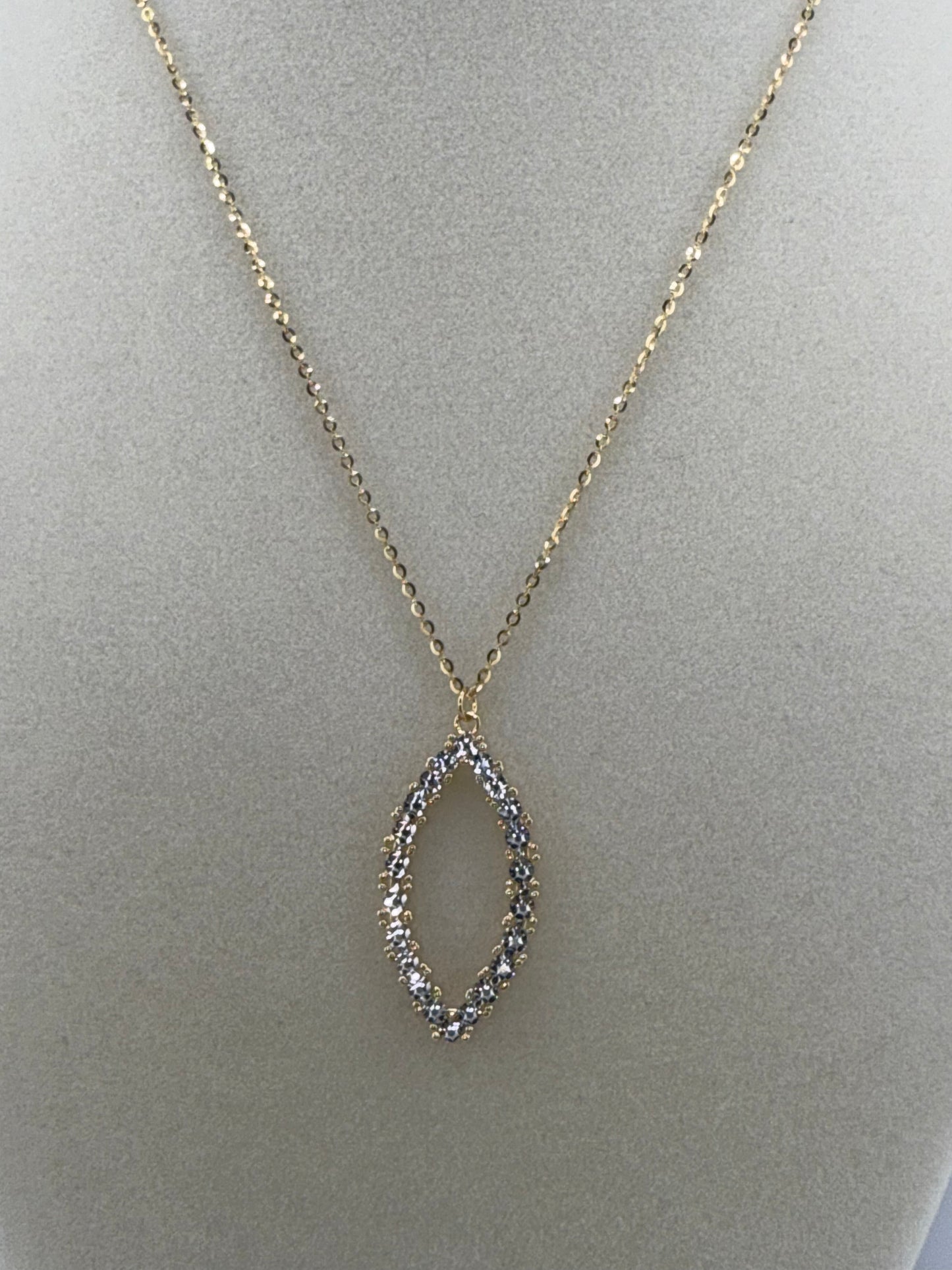 14k yellow gold with zirconia pendant