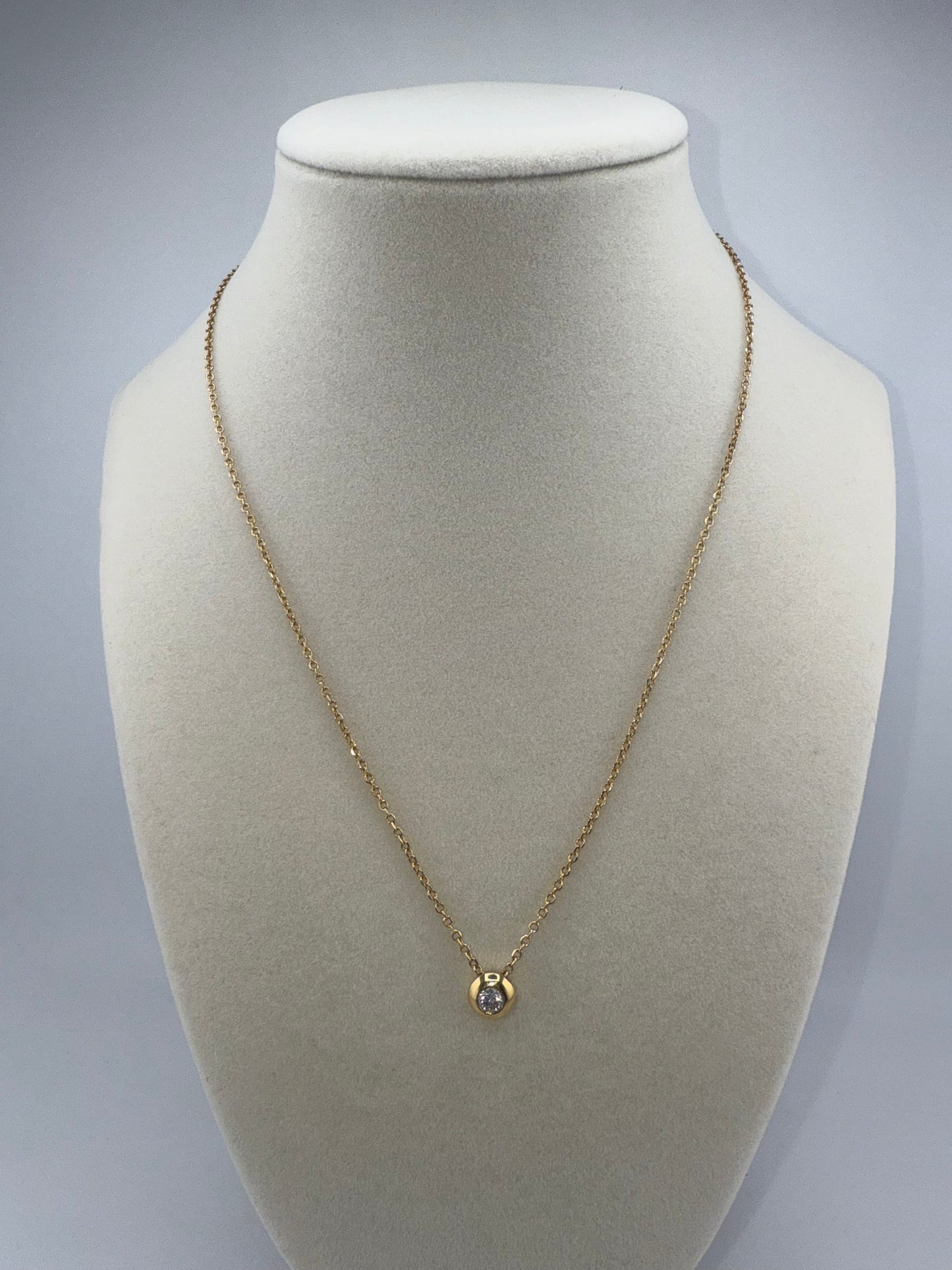 14k yellow gold chain with diamond pendant | 0.25ct