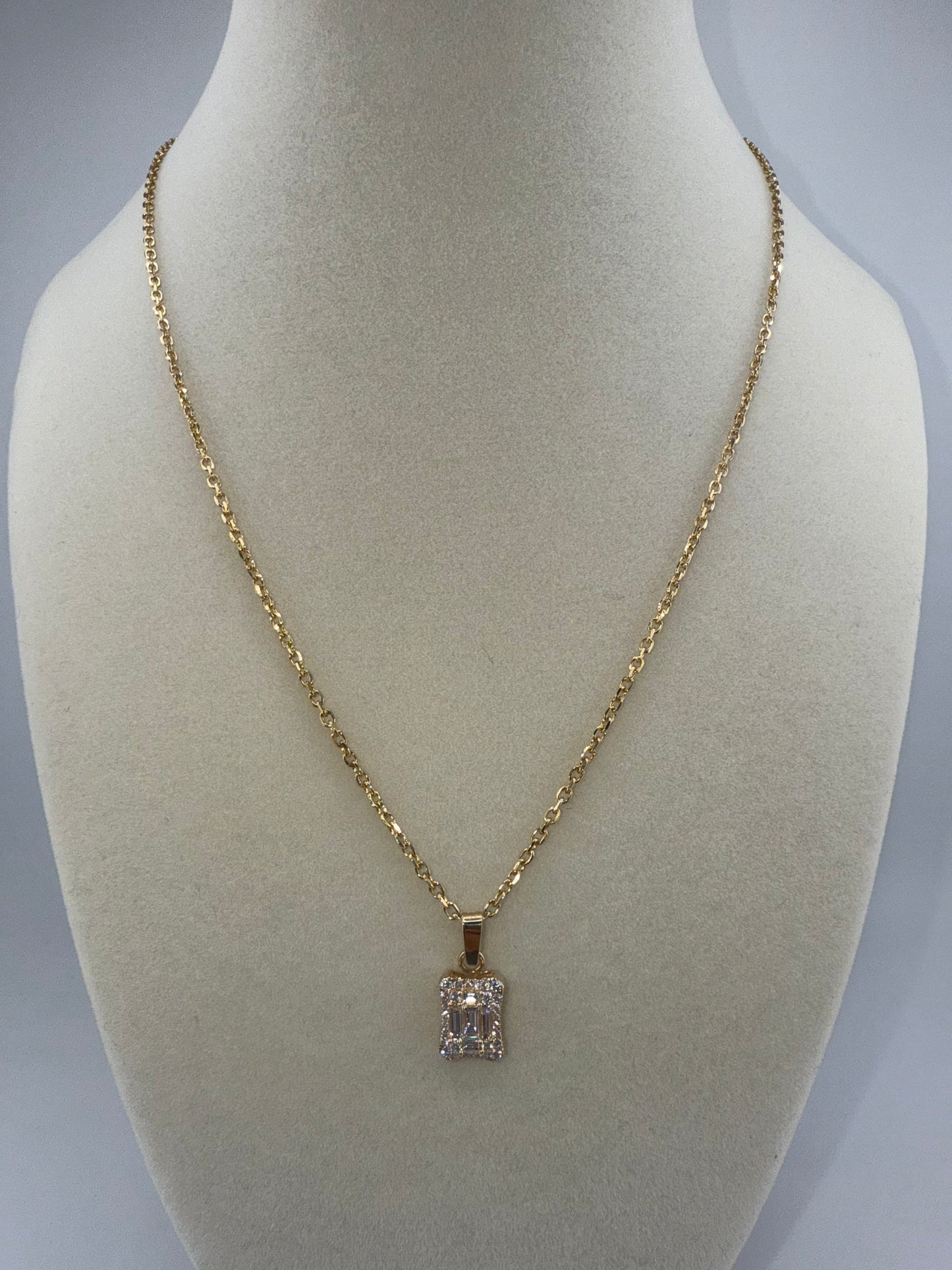 14k yellow gold chain with 1.0ct diamond pendant