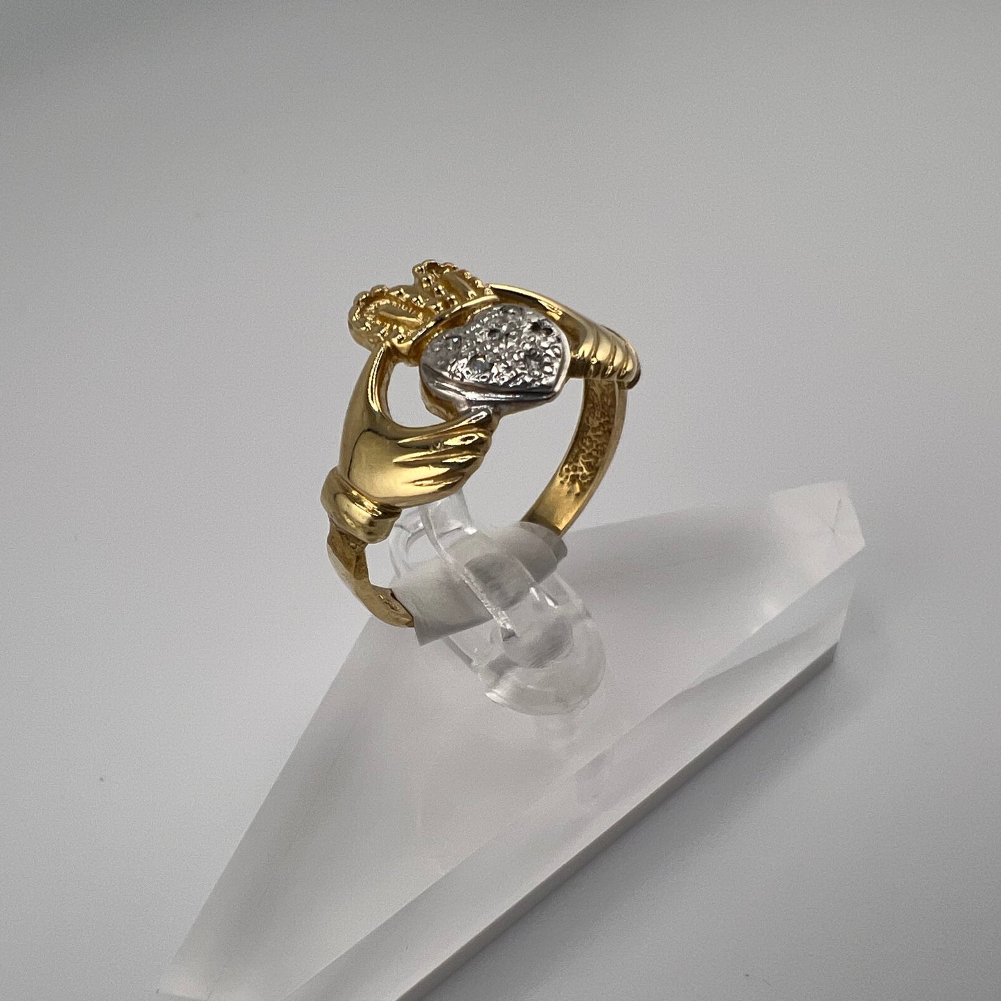 14k gold | Claddagh ring | diamonds | size 9.25