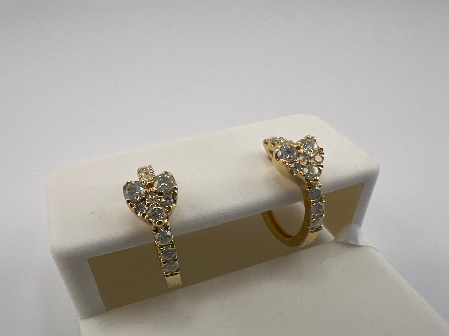 14k diamond huggie heart earrings | 0.42 ct diamonds