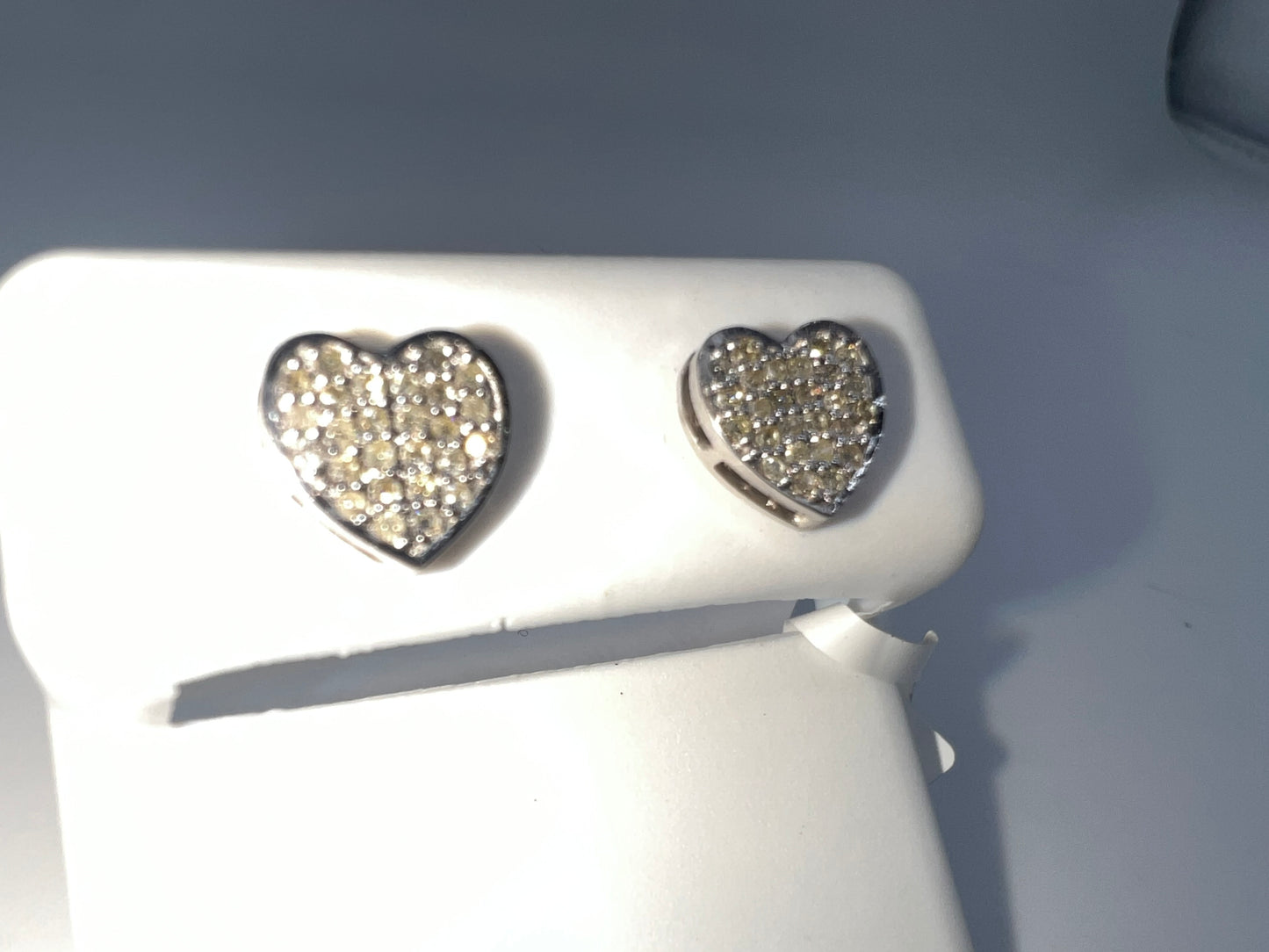 14k gold diamond heart earrings | screwback | 0.34 diamonds