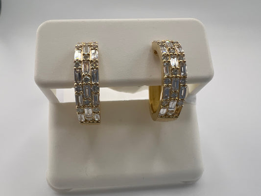 14k gold diamond huggie earrings | baguette diamonds | 0.98 ct diamonds