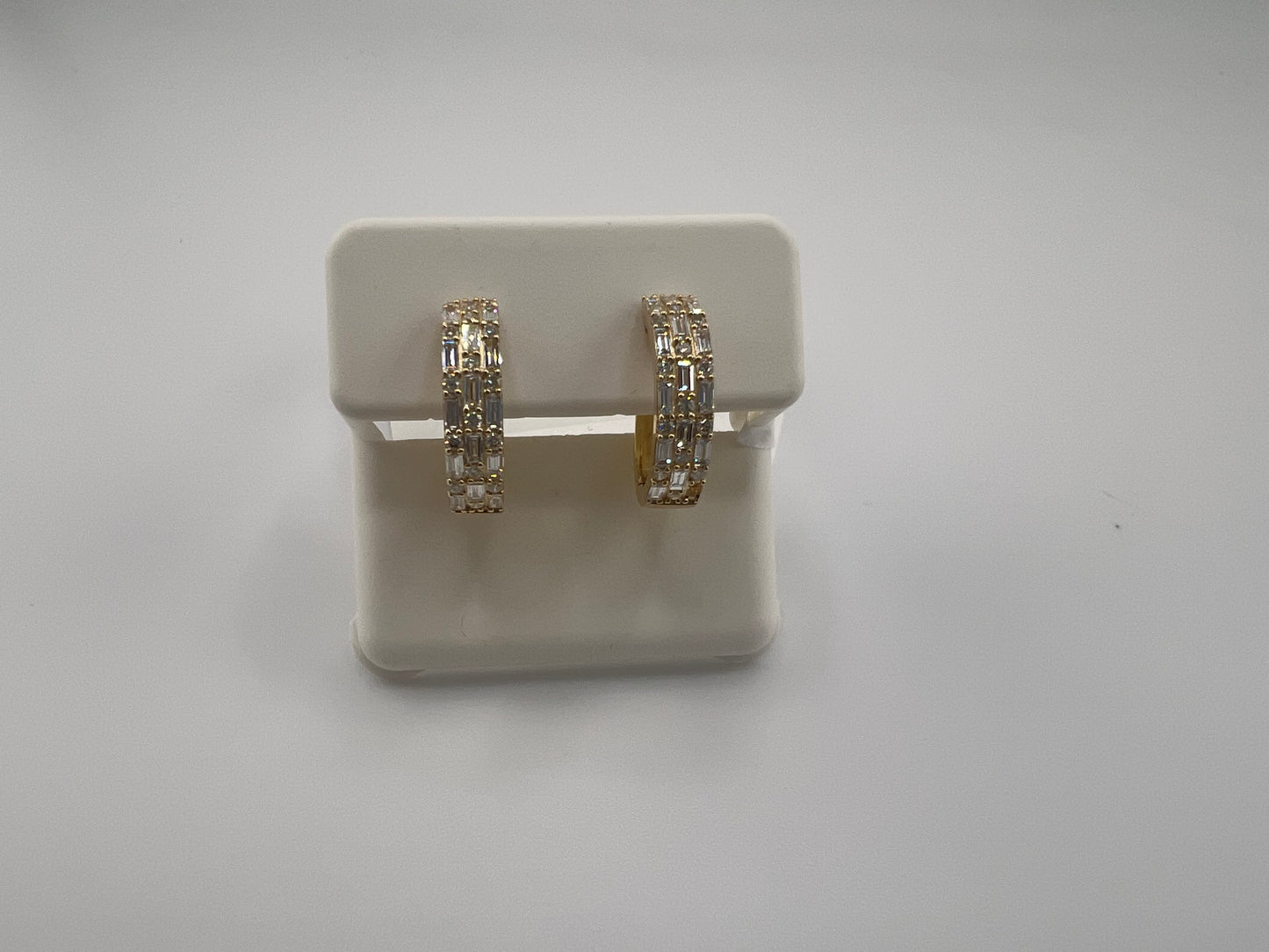 14k gold diamond huggie earrings | baguette diamonds | 0.98 ct diamonds