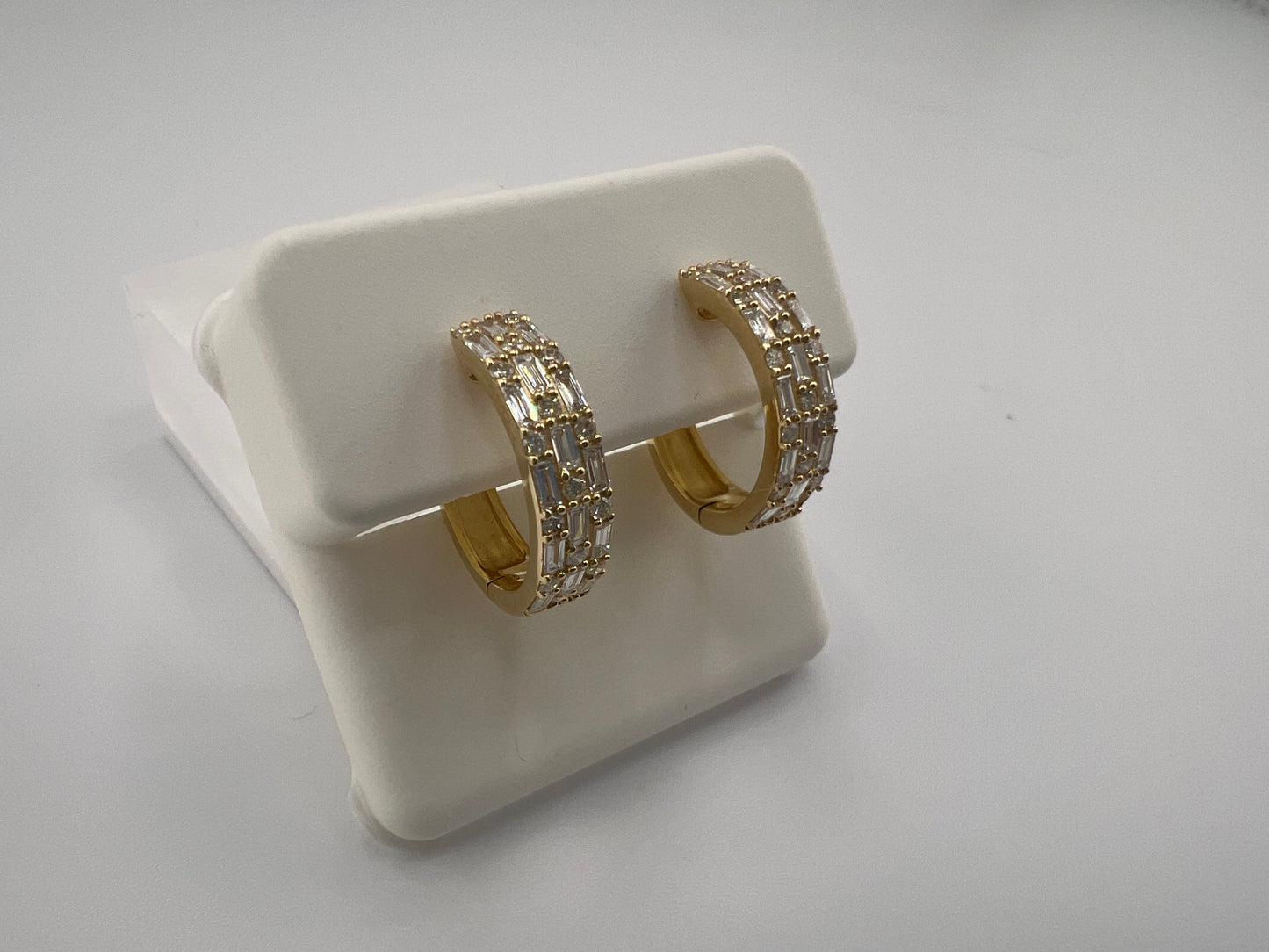 14k gold diamond huggie earrings | baguette diamonds | 0.98 ct diamonds