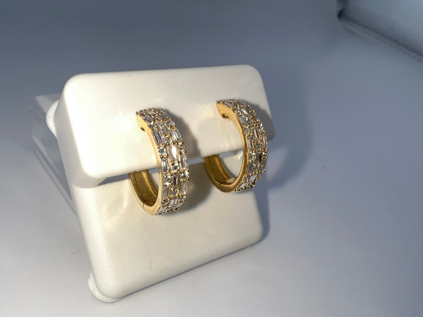 14k gold diamond huggie earrings | baguette diamonds | 0.98 ct diamonds