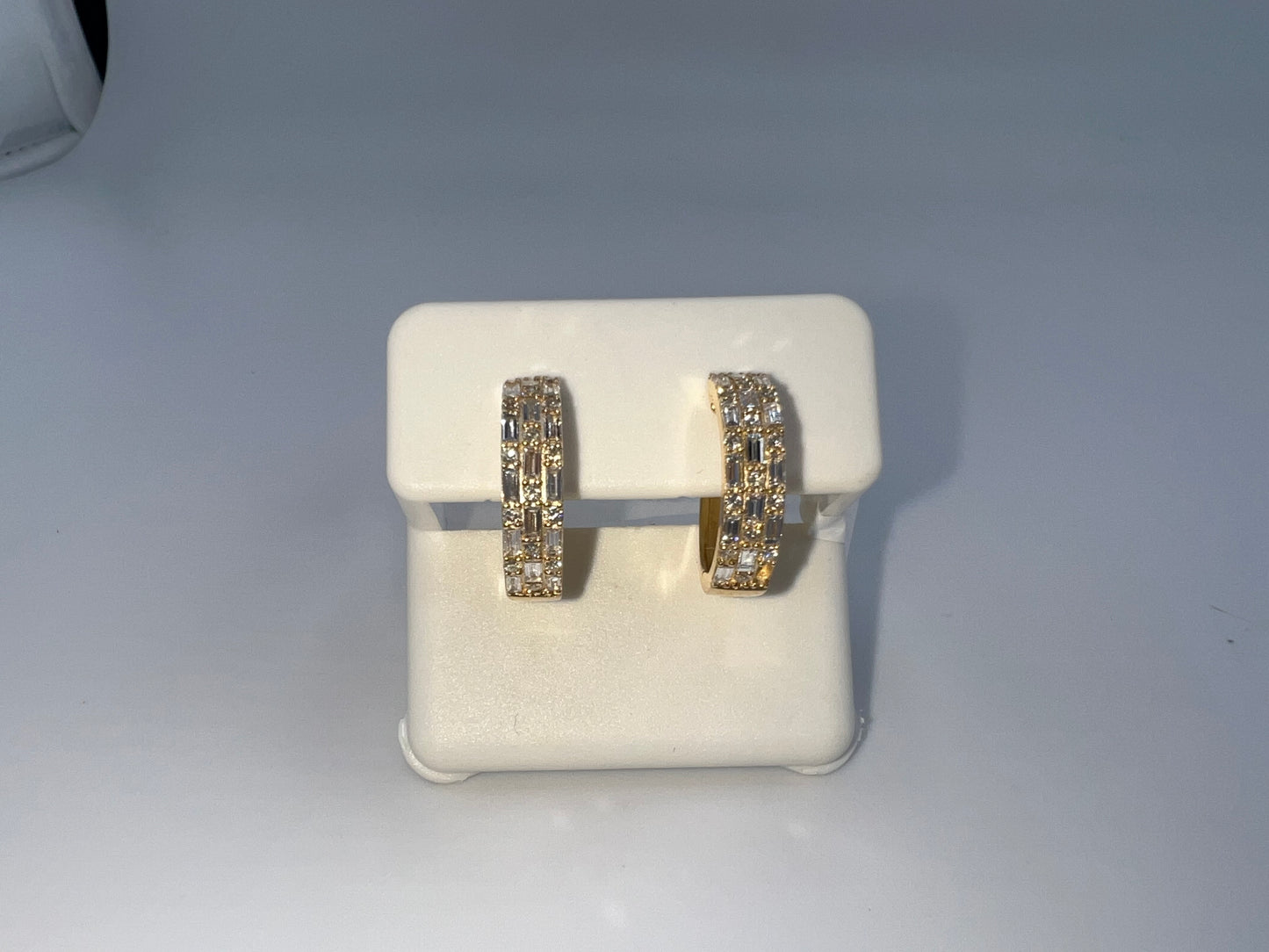 14k gold diamond huggie earrings | baguette diamonds | 0.98 ct diamonds