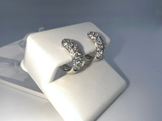 14k gold diamond huggie earrings | 0.87 ct diamonds