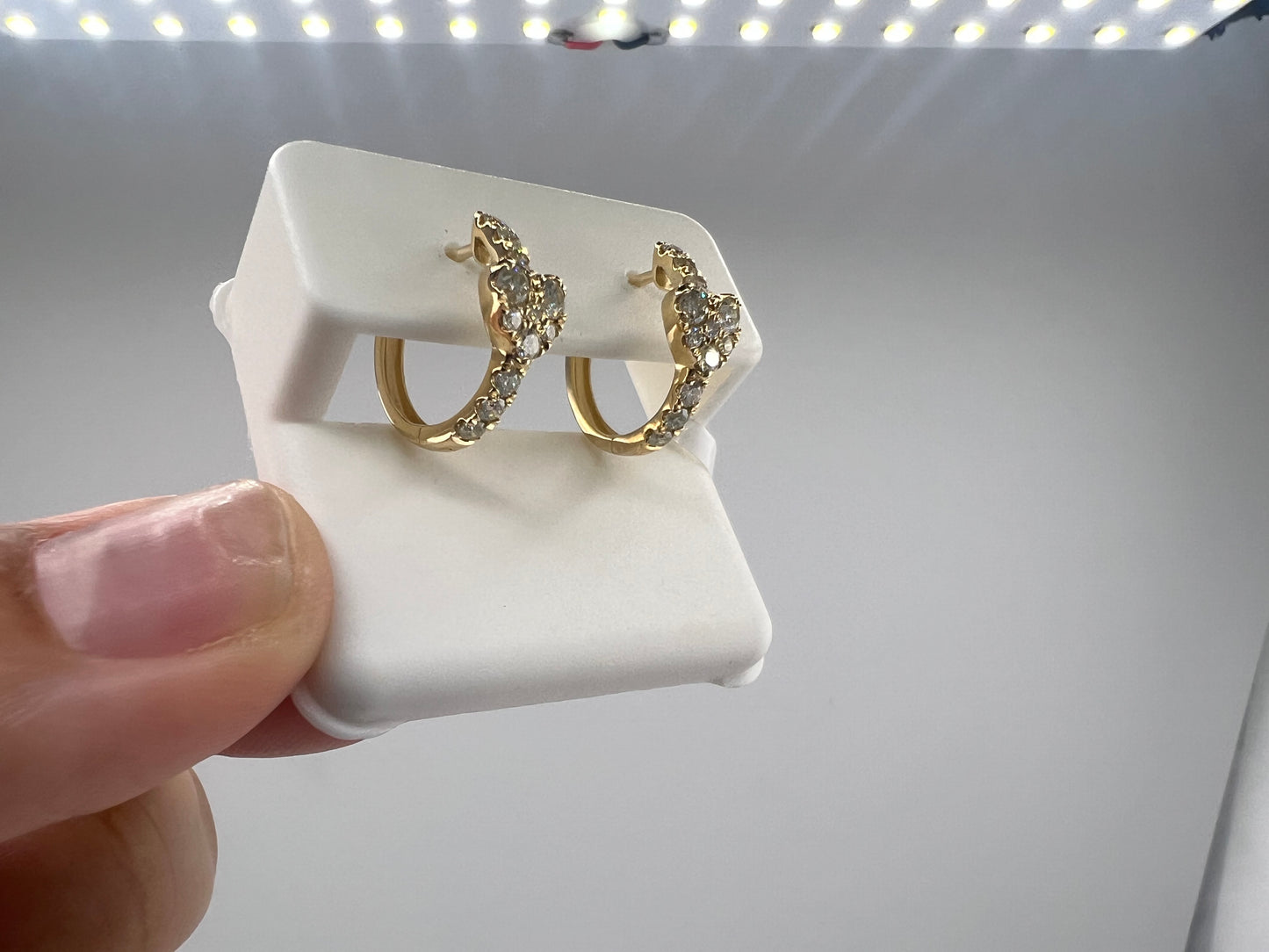14k heart diamond huggie earrings | 0.70 ct diamond