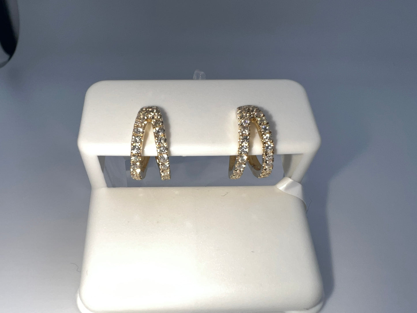 14k gold diamond earrings | 0.47 ct diamonds
