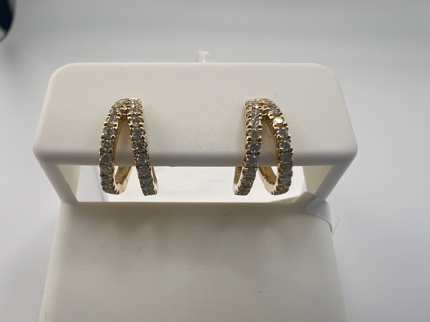14k gold diamond earrings | 0.47 ct diamonds
