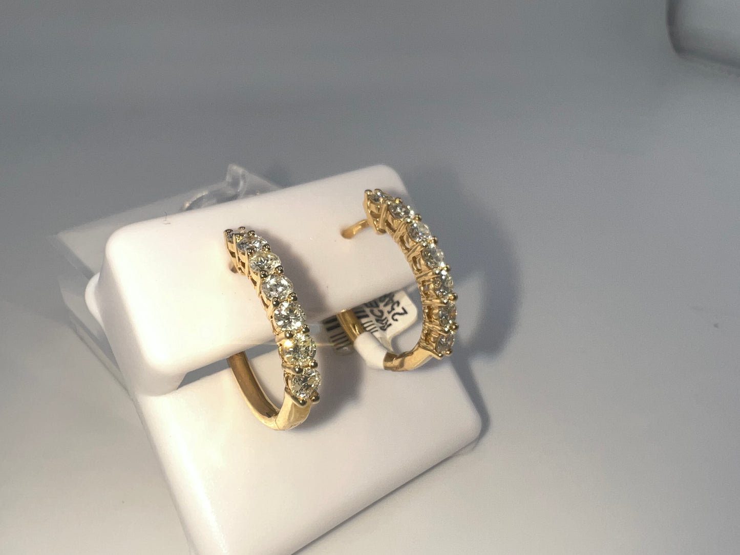 14k diamond huggie earrings | 1.44 ct diamond