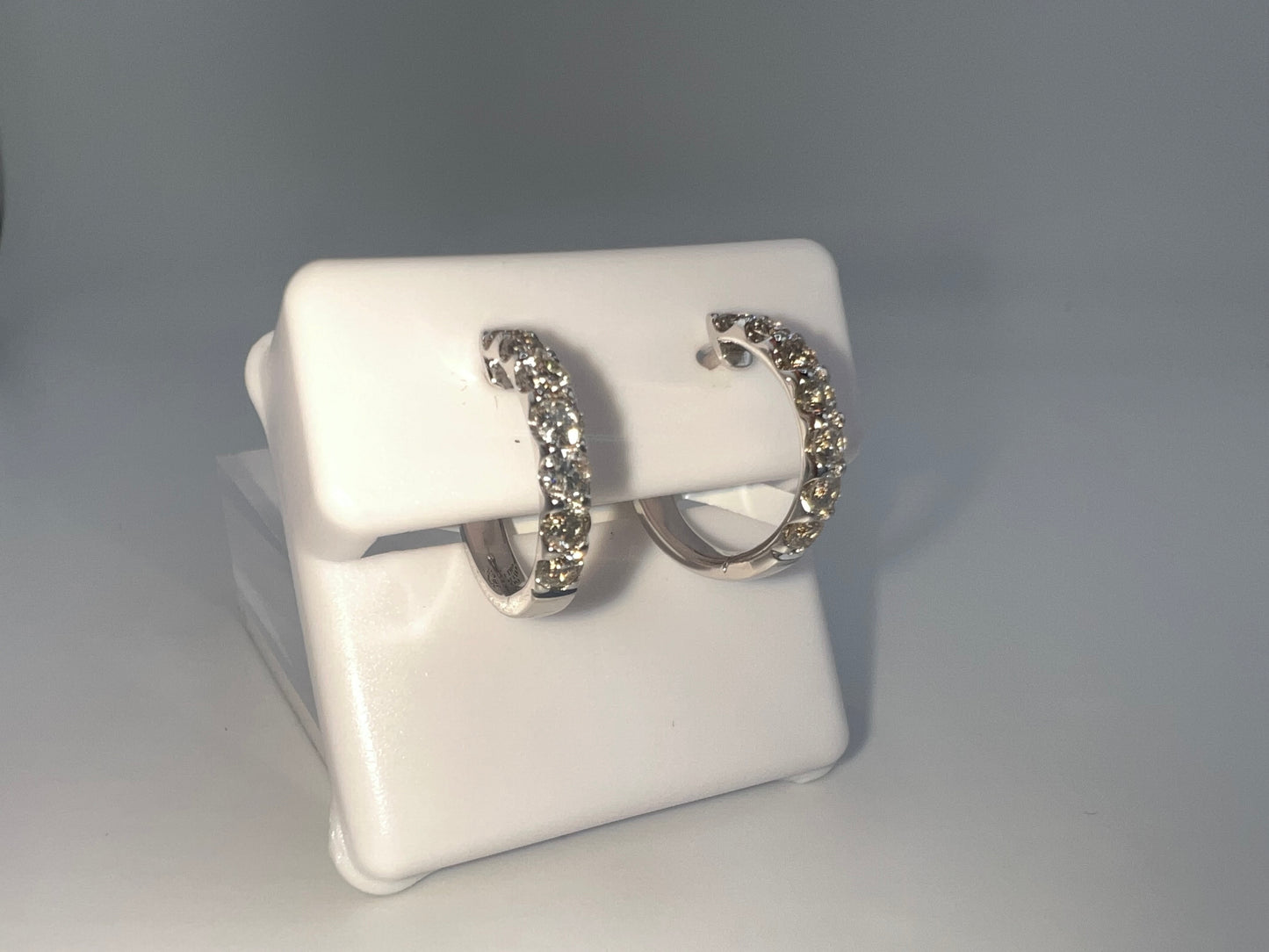 14k diamond huggie earrings | 0.95 ct diamonds