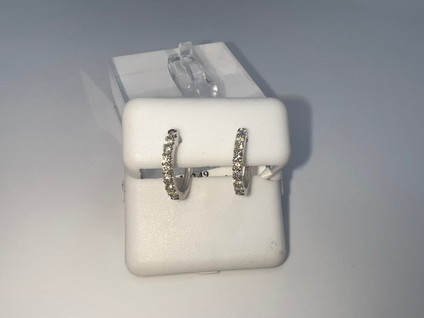 14k diamond huggie earrings | 0.32 ct diamond
