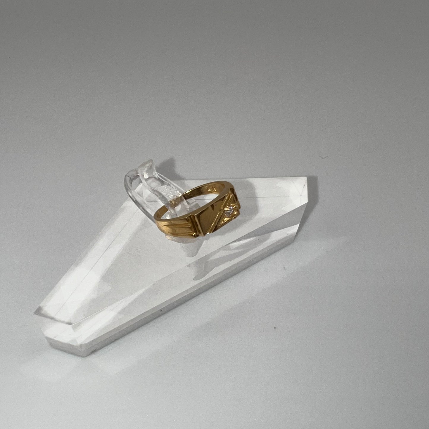 14k gold | zirconia | size 2 | pinky ring