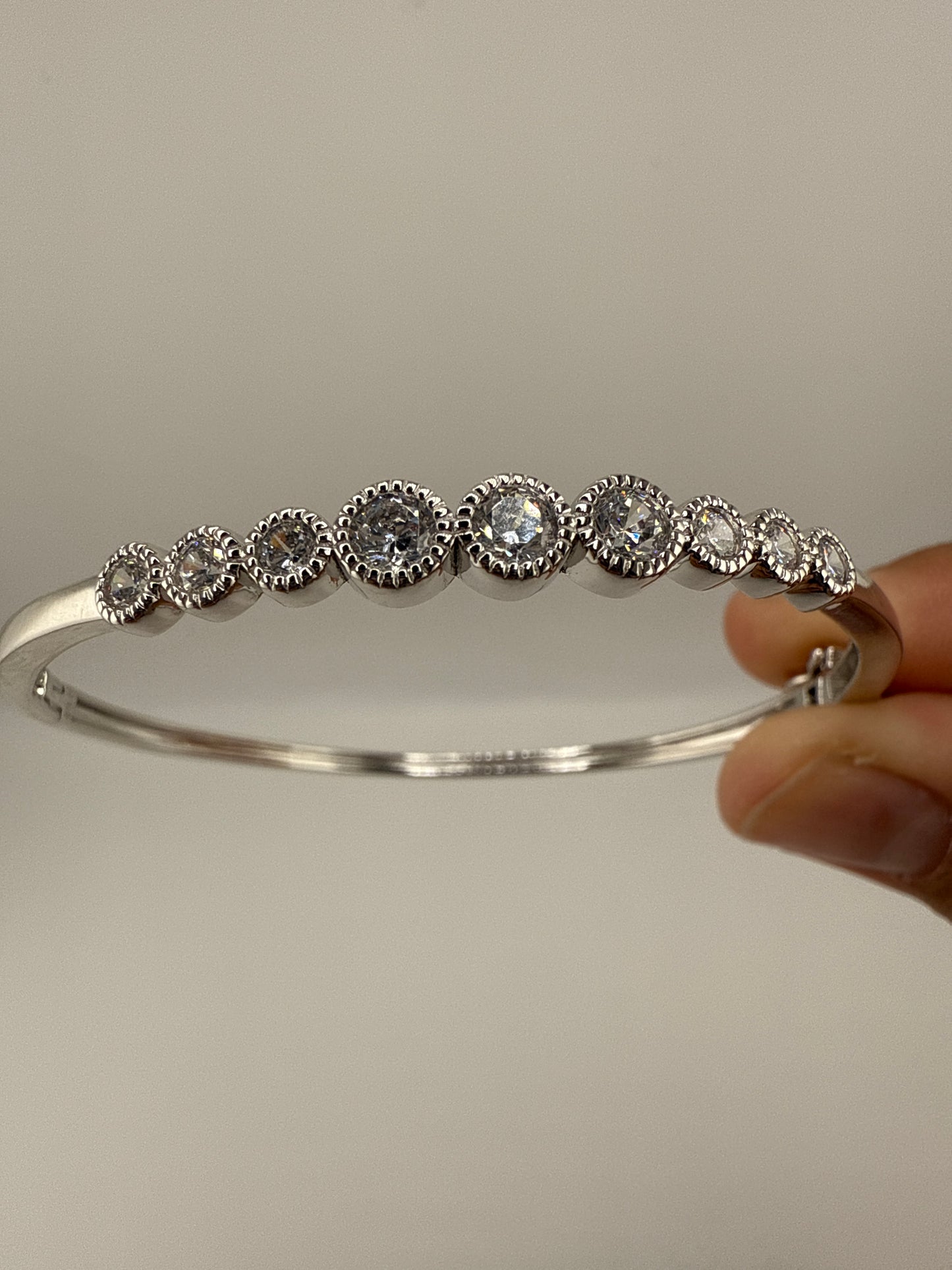 Sterling Silver, Beaded Outline Graduated Round Zirconia Bangle