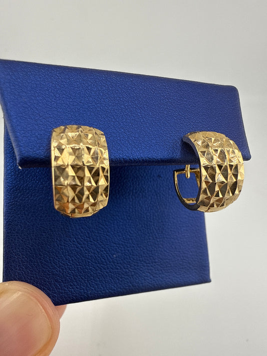 14k yellow gold hammered huggie earring, thicker version