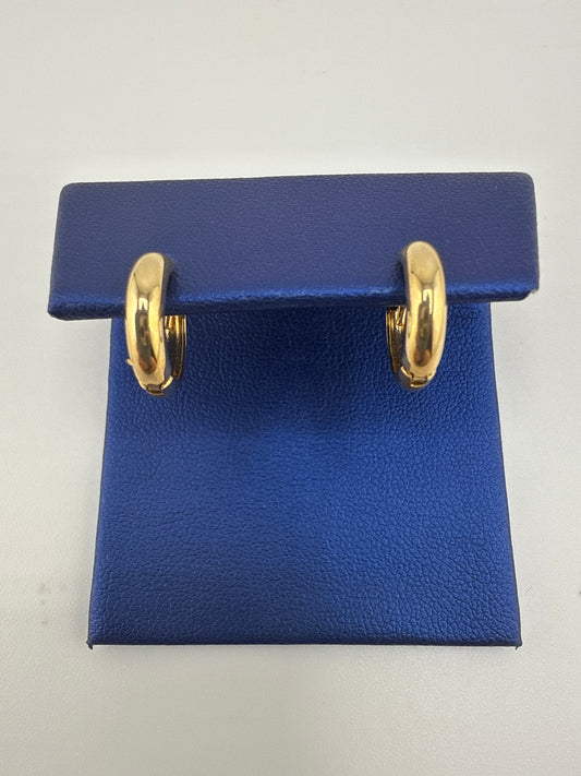 14k gold huggie earrings | simple design