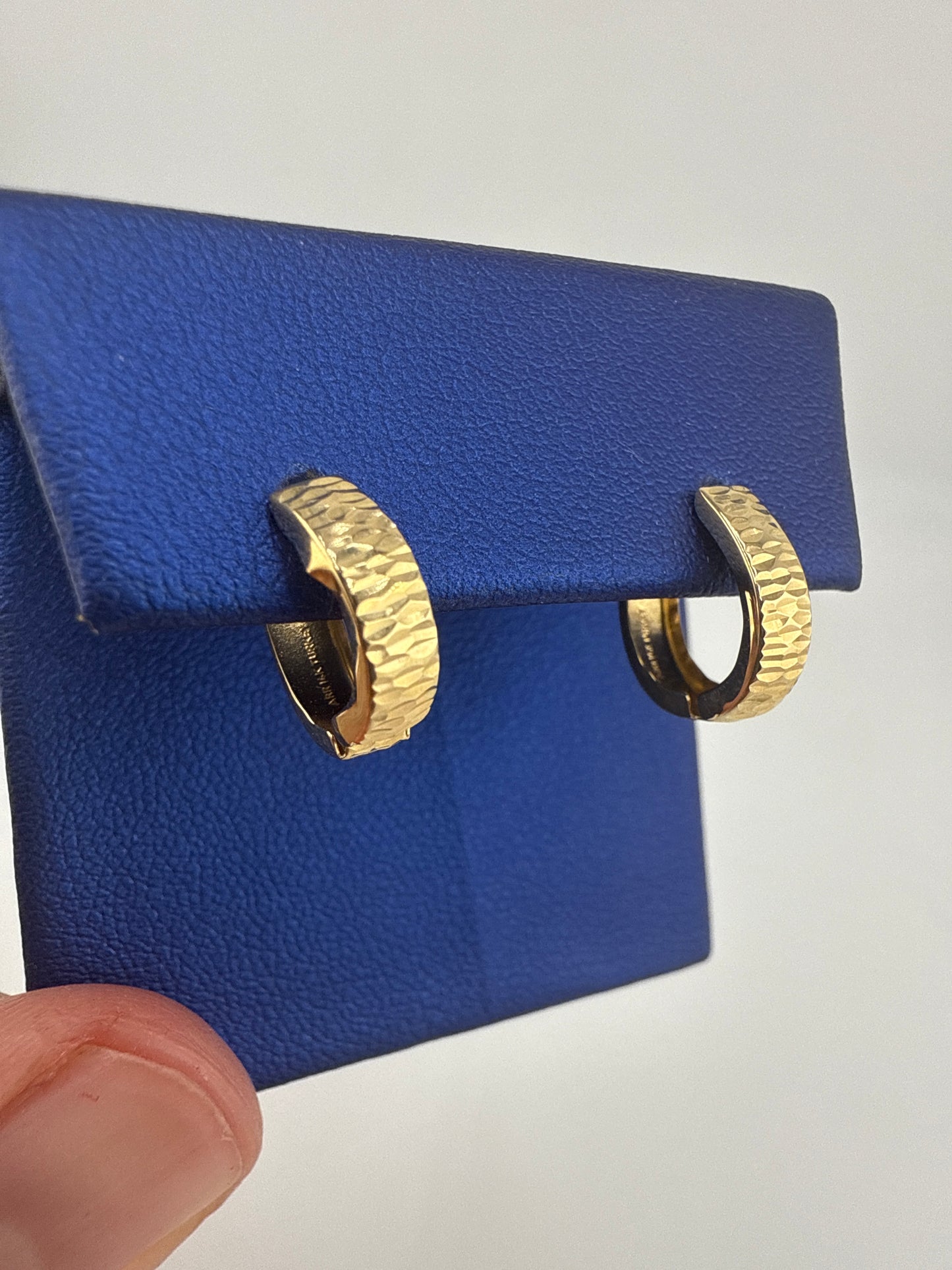 14k yellow gold hammered huggie earring