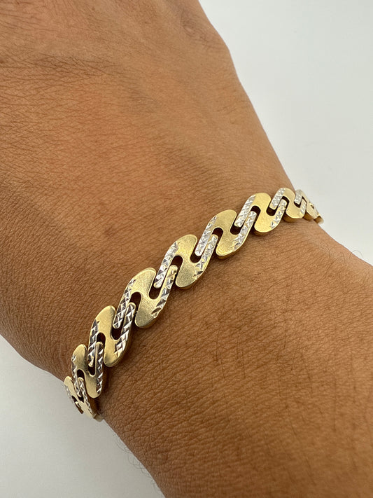 14k yellow gold fancy link bracelet | 7.25 inches