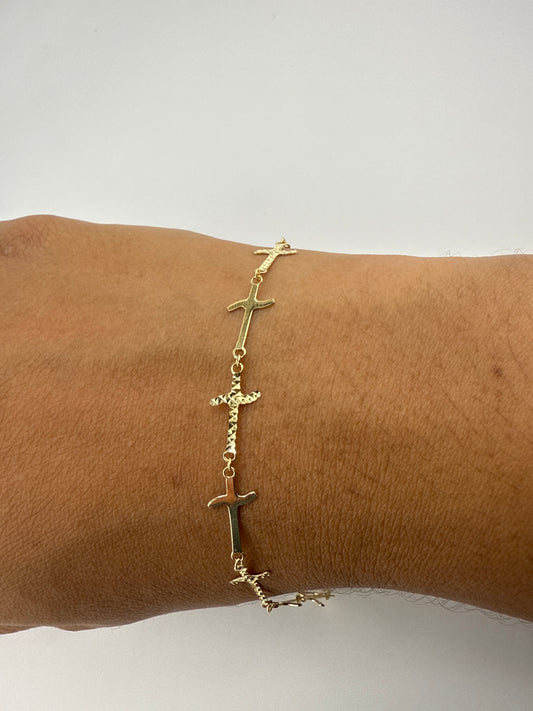 14k Gold with Shiny Diamond Cut Contemporary Cross Bracelet | 8 inches