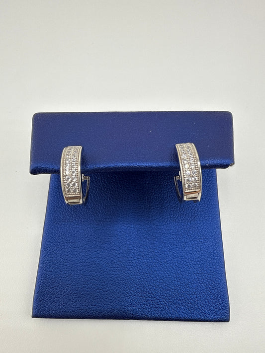 14k white gold with zirconia huggie earrings
