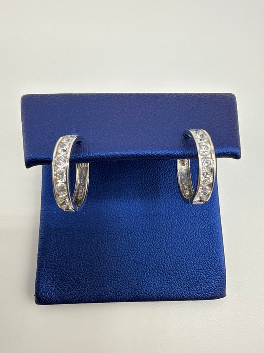 14k white gold huggie earrings with zirconia