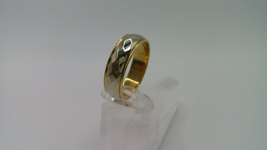 14k gold ring band | two-toned | hammered design | size 9.25