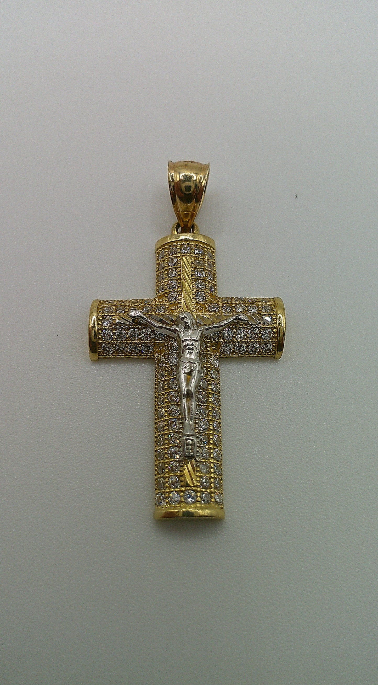 14k gold cross pendant | two-toned crucifix | zirconia | 4.7g