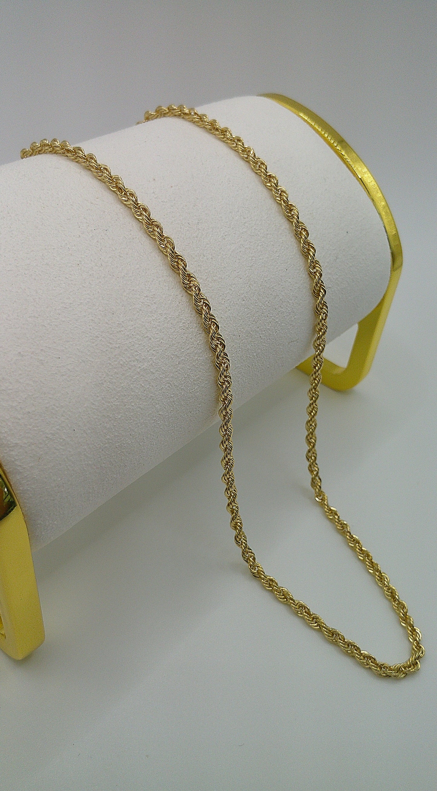 solid rope chain | diamond cut | 14k gold | 2.75 mm width | 24 inches length