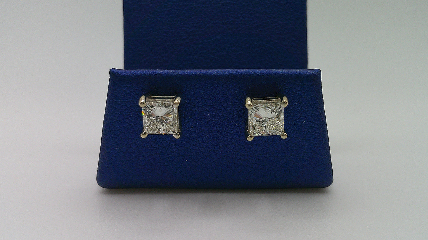 14k white gold diamond earring | square | pushback | 0.8 carat