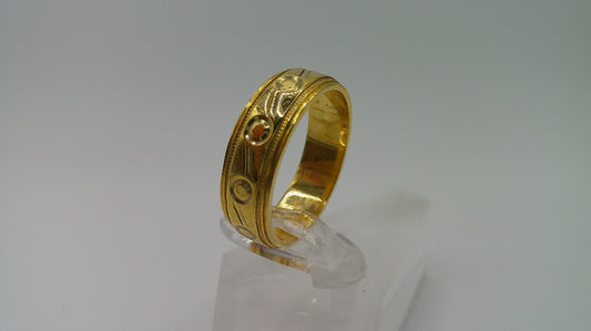 14k gold ring band | fancy carved milgrain | size 8