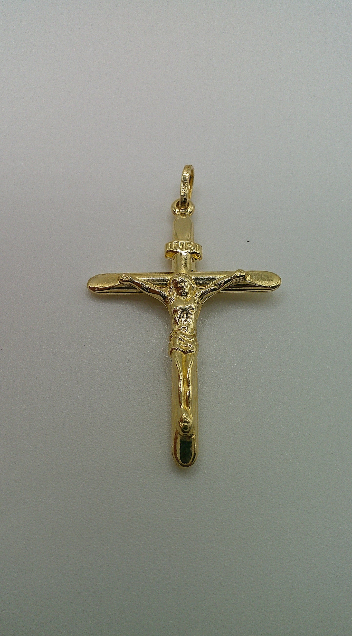 14k gold cross pendant | crucifix | 2.3g