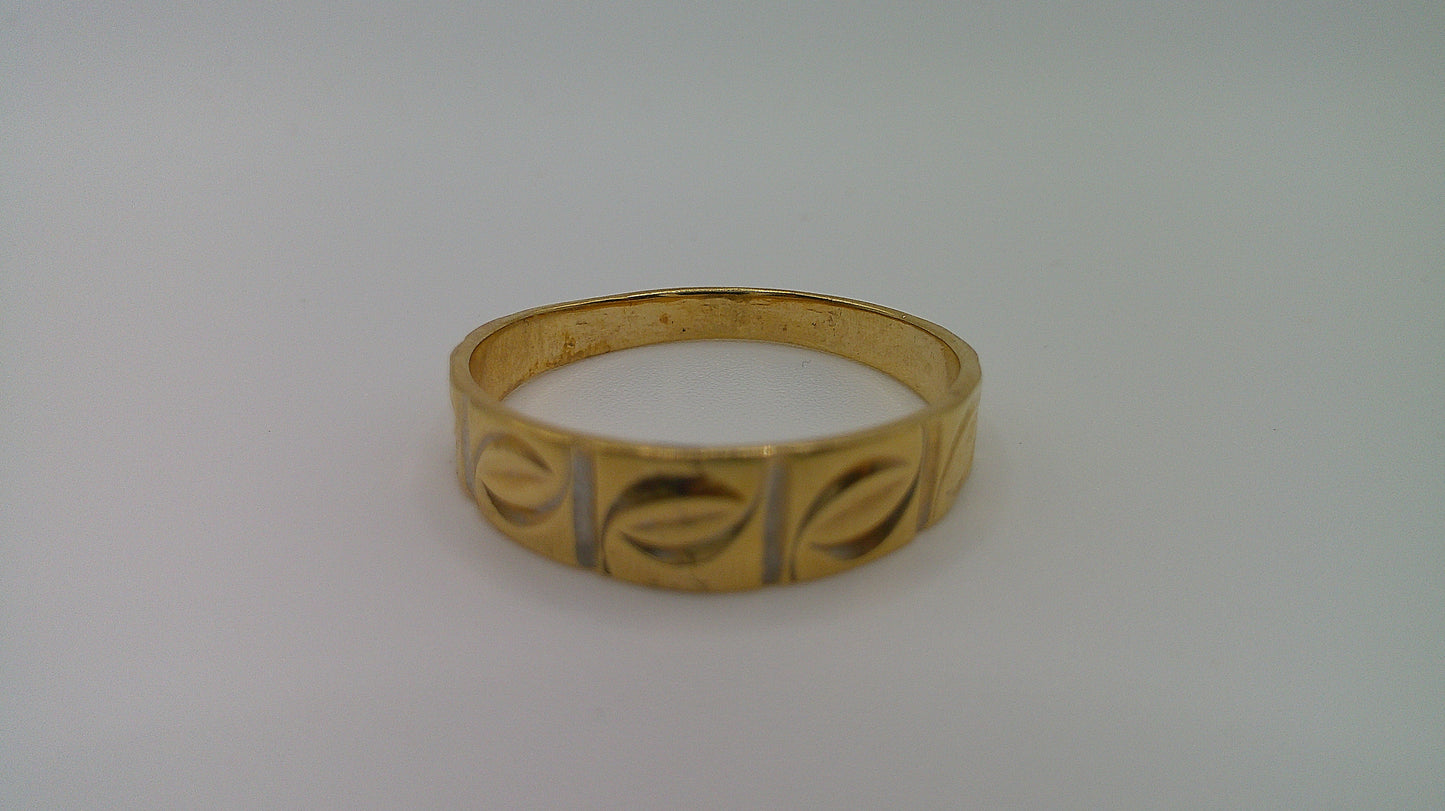 14k gold ring band | fancy carved | size 10.5