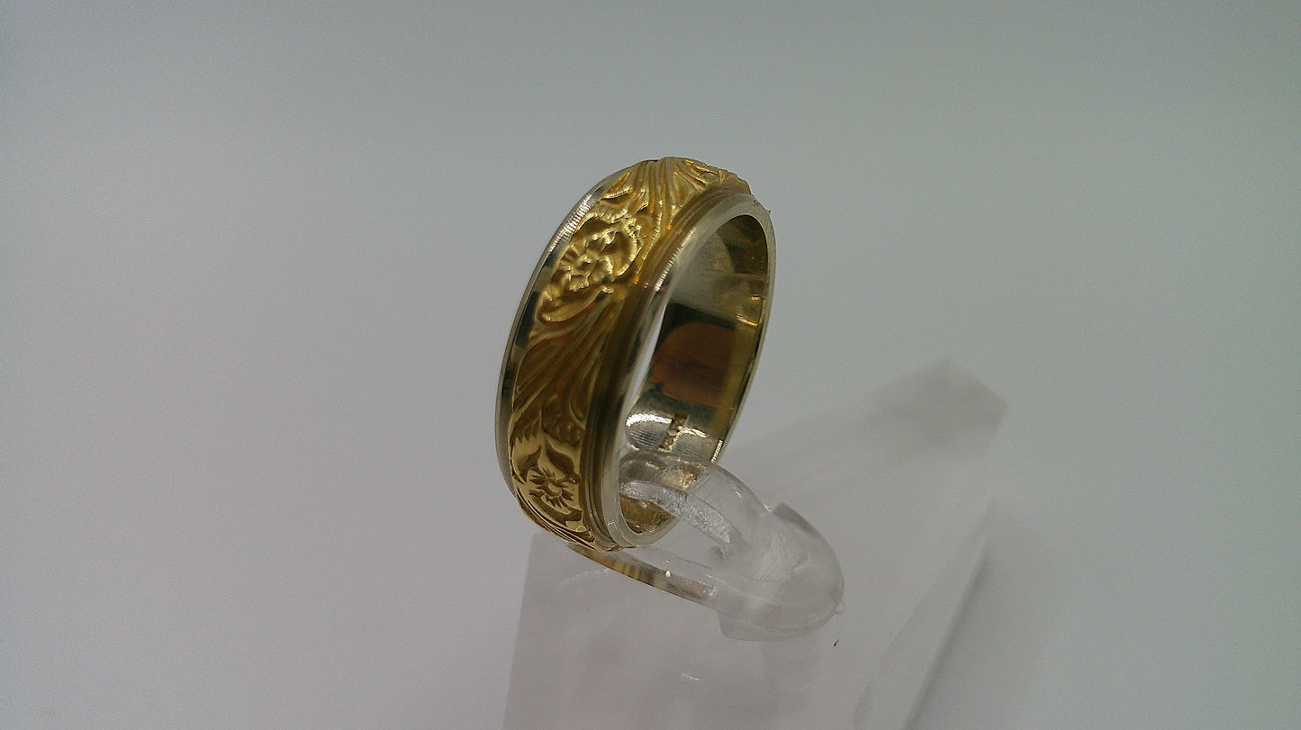 14k gold ring band | two-toned | fancy carved | floral design | size 6.5