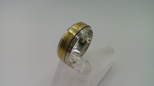 14k gold ring band | two-toned | fancy carved | spinner band | size 8