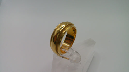 14k gold ring band | hammered finish | size 6