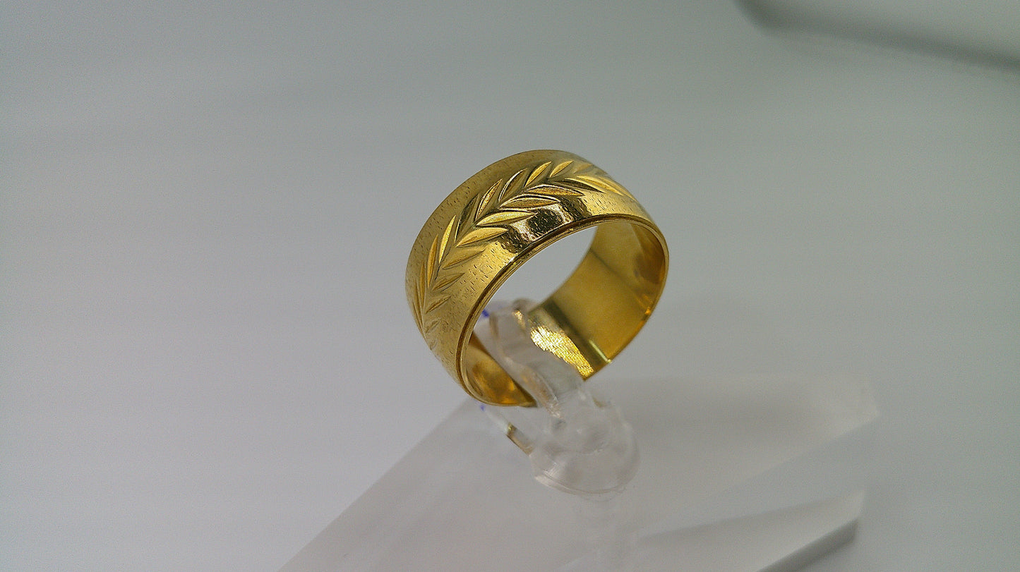 18k gold ring with leaf design | size 7.25