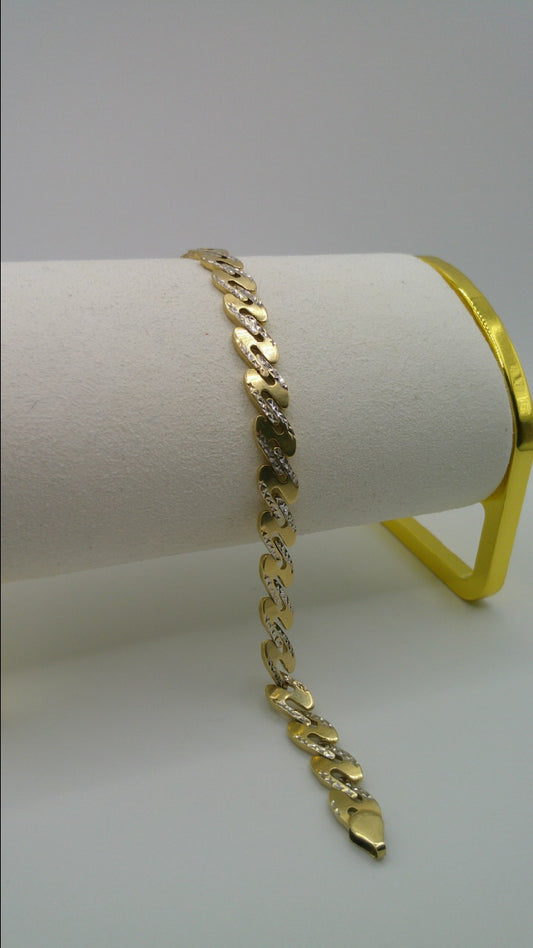 14k yellow gold fancy link bracelet | 7.25 inches